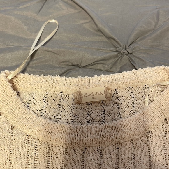 Cream cropped sweater - Picture 3 of 3